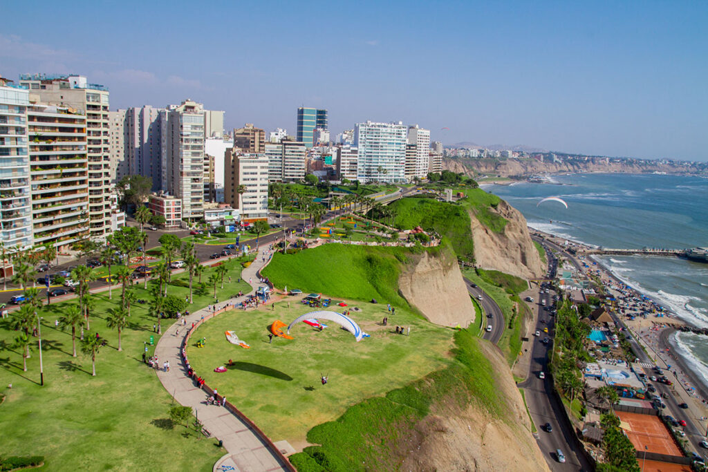 Walk the Malecón